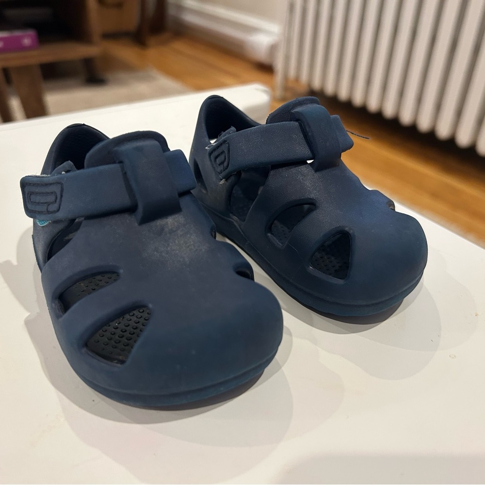 Toddler Ten Little Splash Sandals - Blue size 5